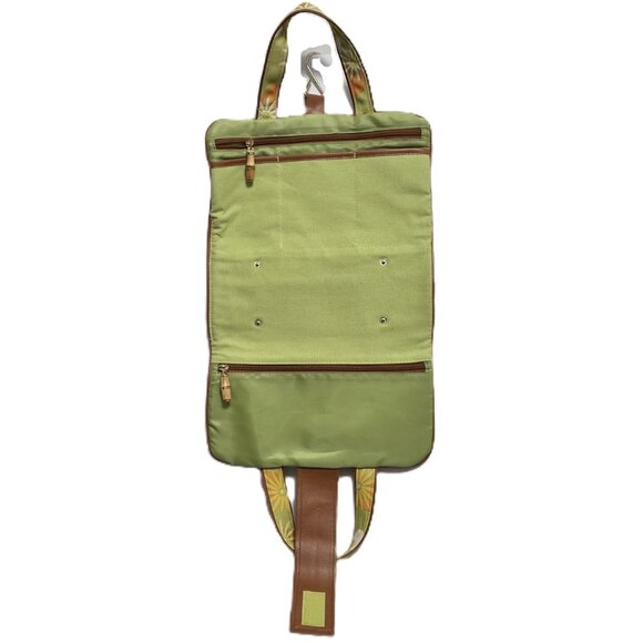 Share 3 Piece Wrap-Around Toiletry Bag Set w/Hanging Makeup Bag - Picture 4 of 4